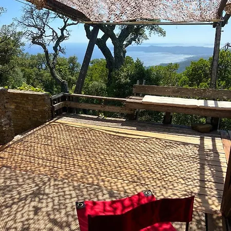 Des Cretes Bormes-les-Mimosas