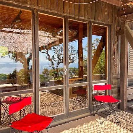 Des Cretes Bormes-les-Mimosas